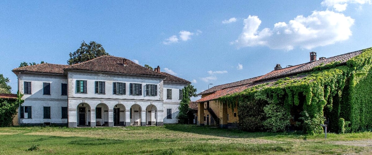Cascina Ri-Nascita alle porte di Milano Cascina Ri-Nascita alle porte di Milano