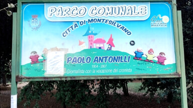 La denuncia di un residente: "Parco Antonilli di Montesilvano chiuso da fine maggio"