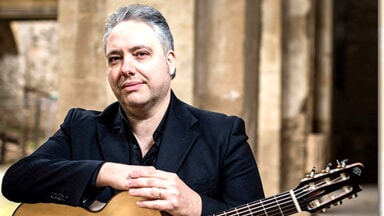 Francesco Buzzurro, uno dei pi&ugrave; grandi chitarristi al mondo, in concerto a Manoppello