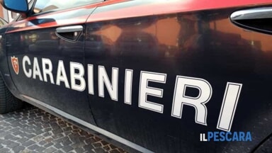 Usano carte di credito e bancomat rubati nelle auto in sosta in diversi comuni, arrestati in tre