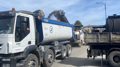 Al via i lavori per il nuovo manto stradale e la segnaletica in via Salara vecchia [FOTO]
