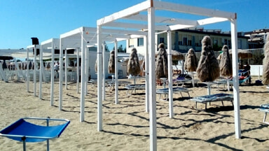 La riflessione di una lettrice: "Spiagge libere in "estinzione"