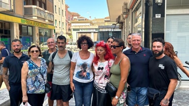 VIDEO | "Situazione insostenibile in centro": i commercianti scendono in strada e chiedono parcheggi alternativi