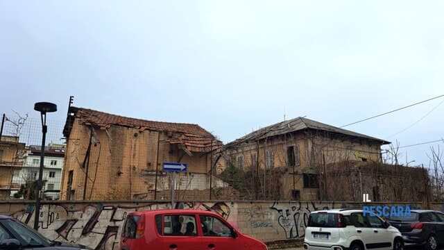 Problema parcheggi, la proposta di Di Marco (Pd): "Si utilizzi l'ex Fea dove il cantiere resta fermo"