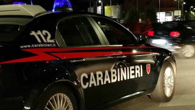 Si conoscono in un locale nel Teramano e lui la violenta: la denuncia di una 15enne, identificato il presunto aggressore