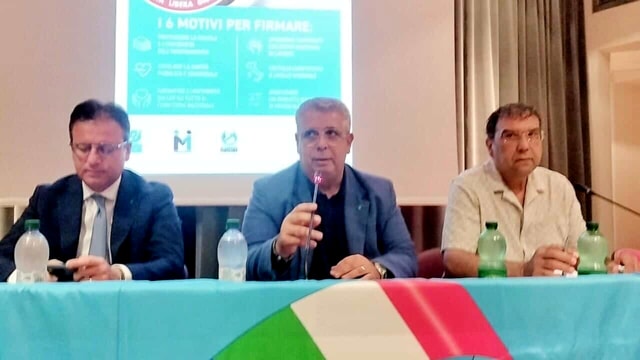 VIDEO | Al via in Abruzzo la raccolta firme della Uil per fermare la legge Calderoli: "Una secessione mascherata"
