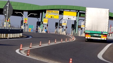 Il governo d&agrave; l'ok al ddl concorrenza: cosa potrebbe cambiare per i pedaggi autostradali