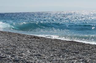 vento forte e mare agitato